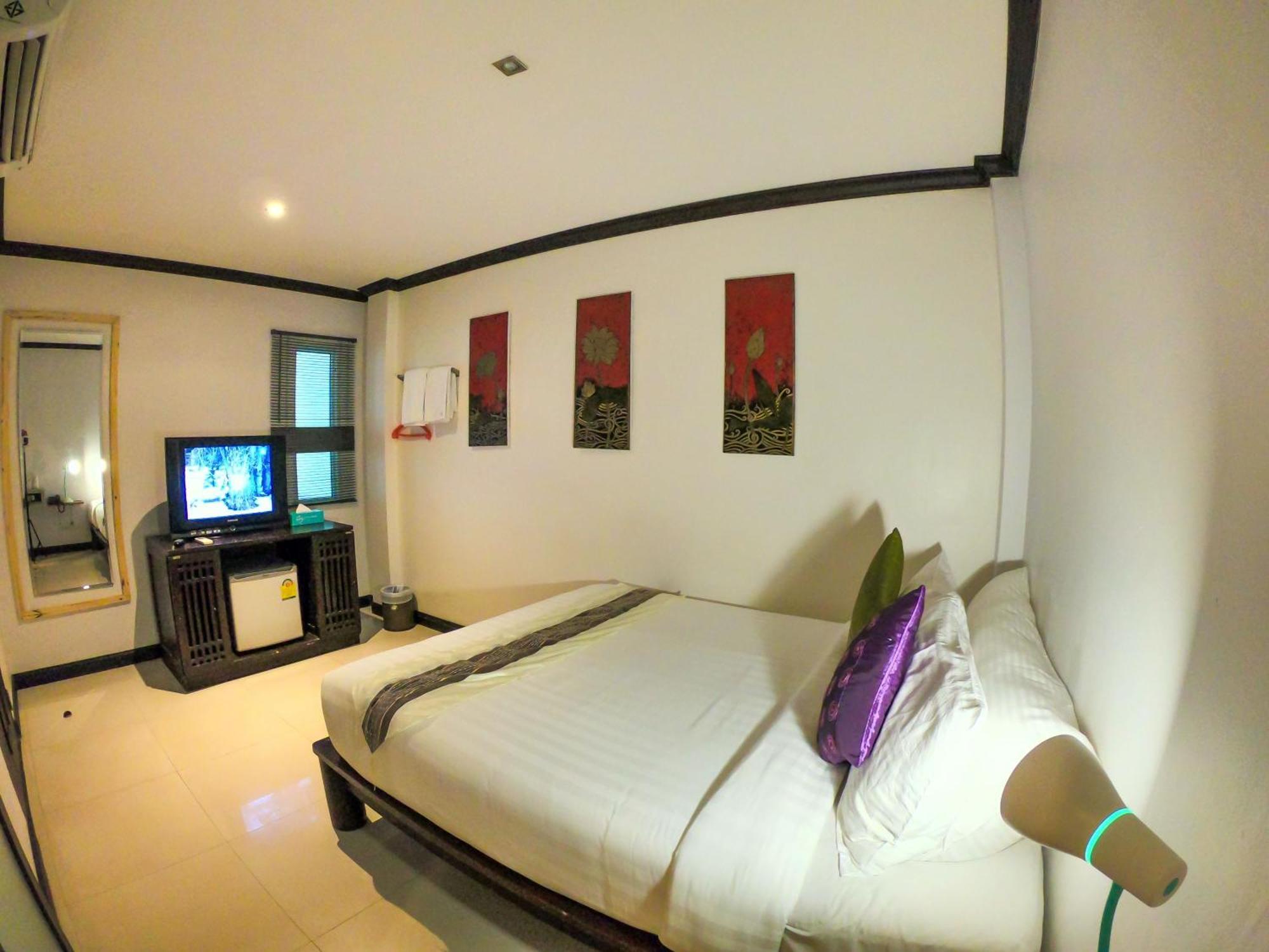 Queen Boutique Hotel Chaweng Praia de Chaweng Exterior foto